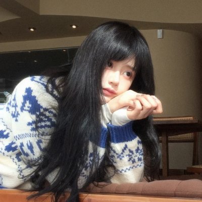 上帝深爱鱼子酱封面